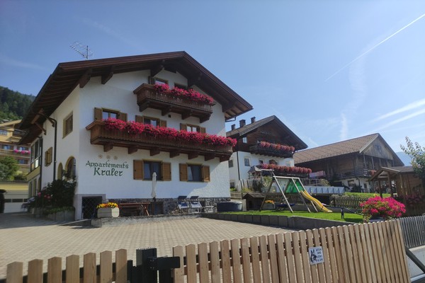 Foto Außenansicht Ferienwohnungen Kraler