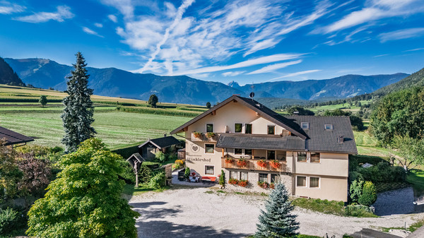 Foto Außenansicht Ferienwohnungen auf dem Bauernhof Winklerhof