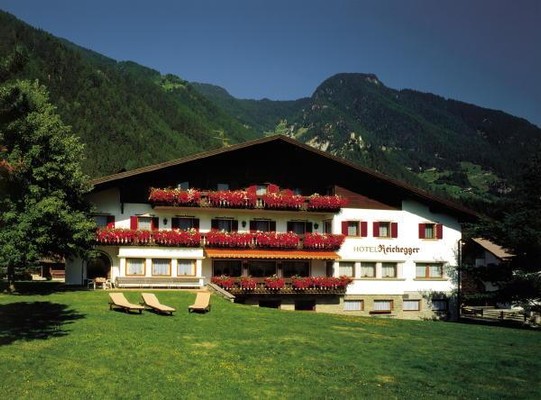 Foto Außenansicht Hotel Reichegger