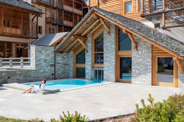 Foto della piscina all'aperto