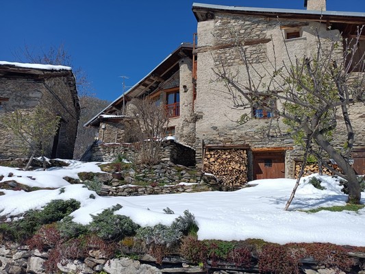 Foto Außenansicht Bed & Breakfast Rota d’Amont