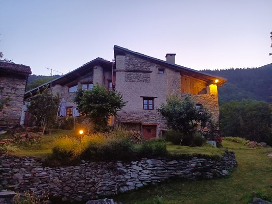 Foto Außenansicht Bed & Breakfast Rota d’Amont