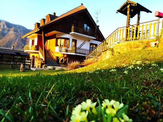 Photo exteriors Bed & Breakfast La Rocca Bianca