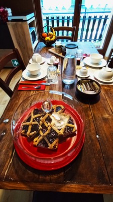 The breakfast Bed & Breakfast La Rocca Bianca