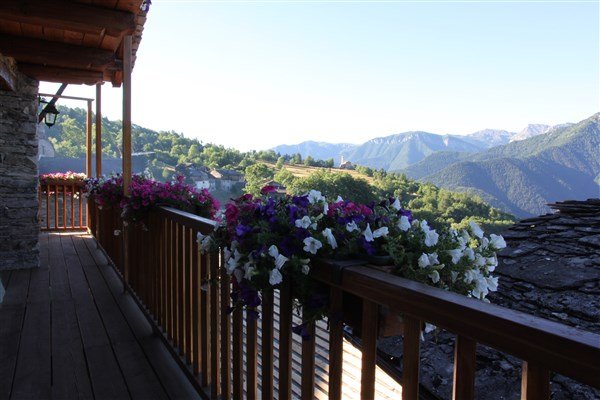 Photo of the balcony Alpes d'OC Morinesio