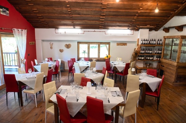 The restaurant Prazzo (Valle Maira) Borgo Maira Village