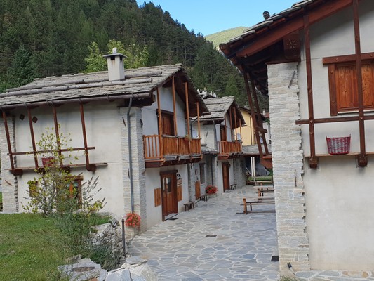 Photo exteriors Borgo Maira Village