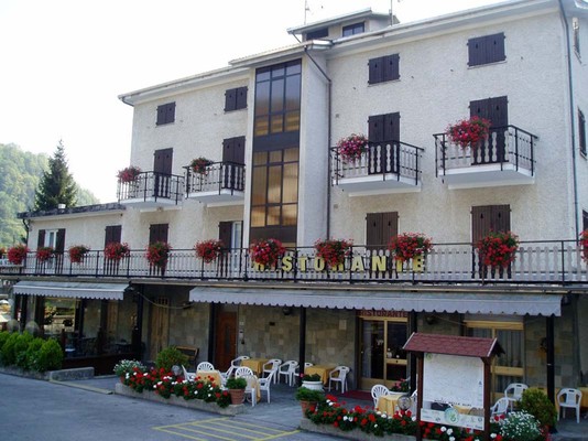 Photo exteriors Hotel Nuovo delle Alpi