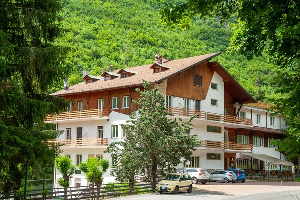Foto esterno Albergo San Carlo