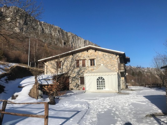 Photo exteriors Mountain hut with rooms Pian dell'Arma