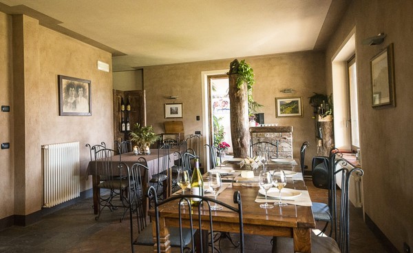 Il ristorante Villanova Mondovì (Alpi Cuneesi) Locanda Ca' del Pian
