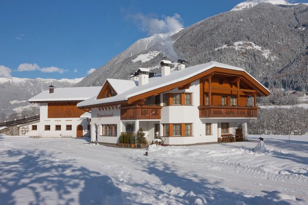 Foto esterno in inverno Bäckhof