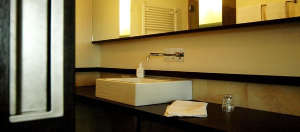 Foto del bagno Hotel Dolomitenblick alps boutique hotel