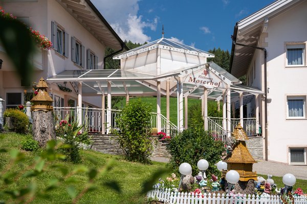 Photo exteriors in summer Moserhof - Terenten Resort