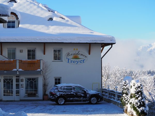 Photo exteriors in winter Treyer