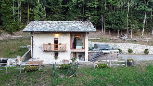 Foto Außenansicht Ferienhütte Chalet la Cesarina