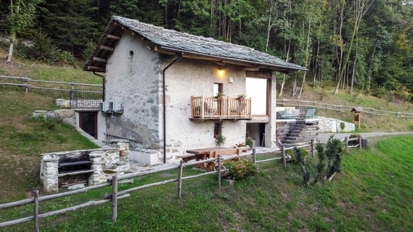 Foto Außenansicht Ferienhütte Chalet la Cesarina