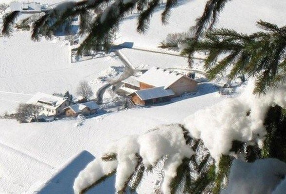 Foto Außenansicht Ferienwohnungen auf dem Bauernhof Mair am Graben