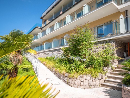 Photo exteriors Hotel Benacus Panoramic