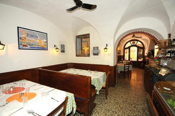 Il ristorante Riva del Garda La Montanara
