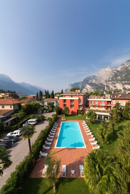 Foto esterno Hotel Brione