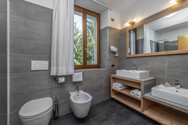 Photo of the bathroom Hotel Adriana