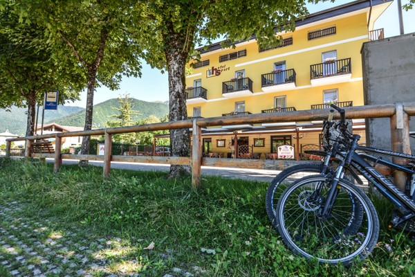Photo exteriors Hotel Sport