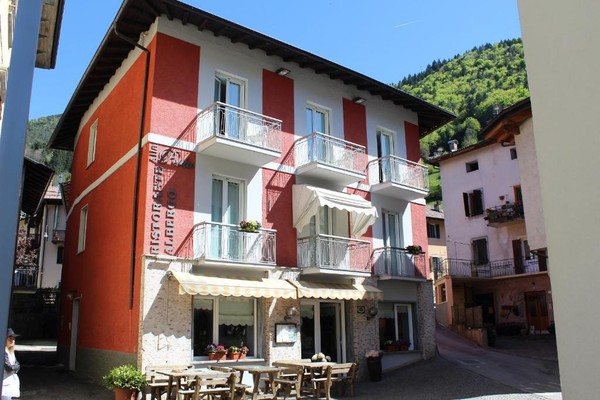 Foto esterno Albergo Locanda alla Perla