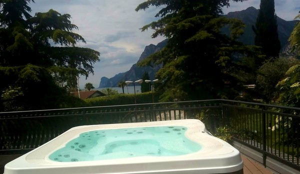 Photo of the outdoor swimming pool