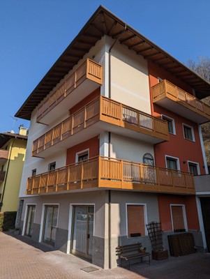 Foto Außenansicht Ferienwohnungen Casa Pedrini