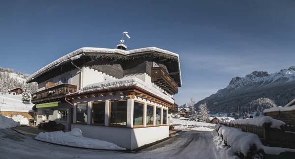 Photo exteriors Ice-cream parlour and bar Aurora