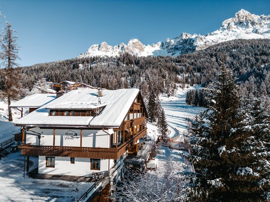 Photo exteriors Hotel Mont Floris