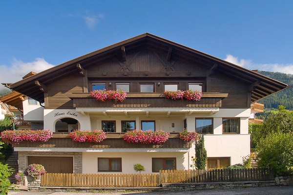 Foto Außenansicht Appartements Erika