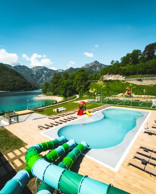 Photo of the outdoor swimming pool
