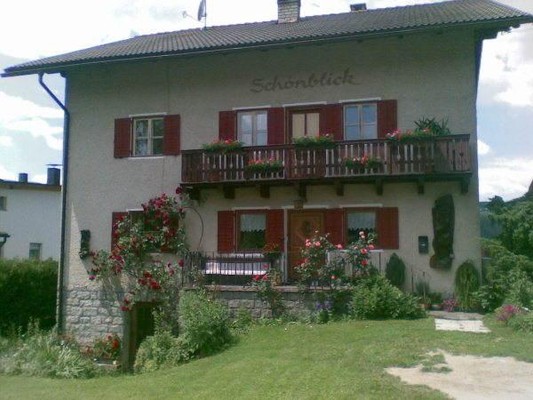 Foto Außenansicht Ferienwohnungen Haus Schönblick