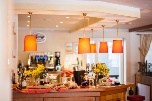 Foto von der Bar TH Corvara - Greif Hotel