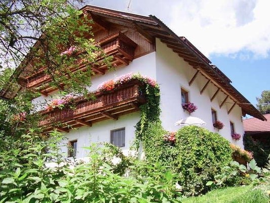 Foto Außenansicht Ferienwohnungen auf dem Bauernhof Alpeggerhof