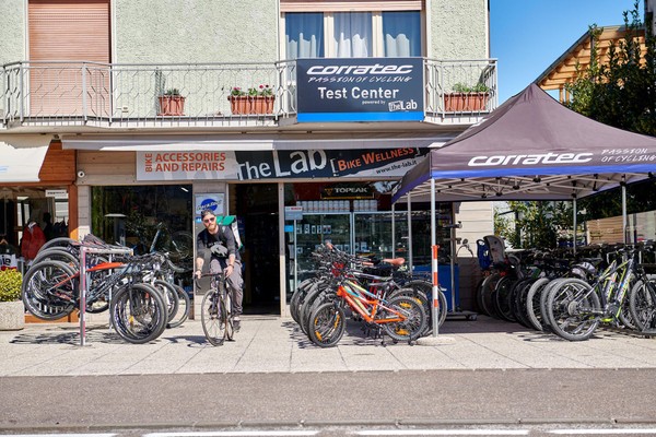 Photo exteriors Bike rental The Lab