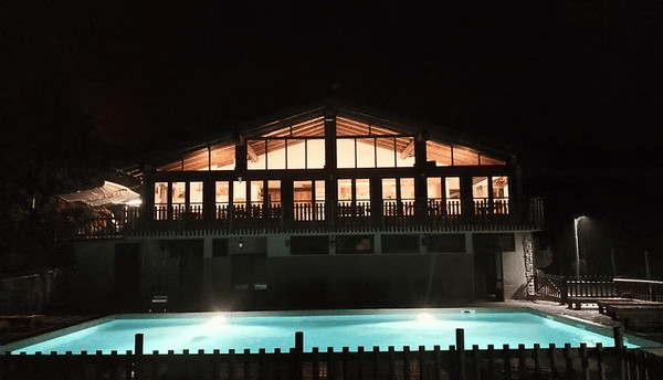 Photo of the outdoor swimming pool