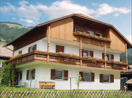 Foto esterno Bed & Breakfast Villa Pares