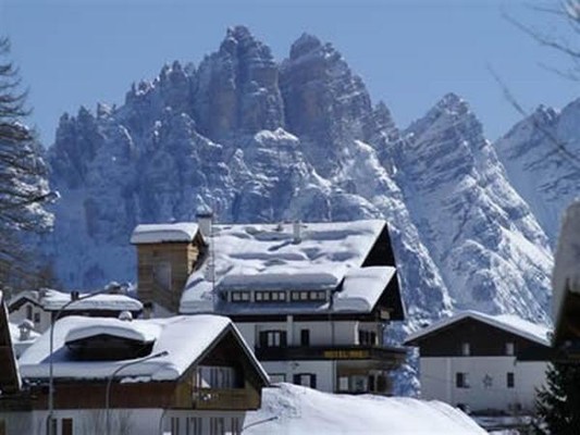 Foto esterno Residence Panorama - Hotel Maè