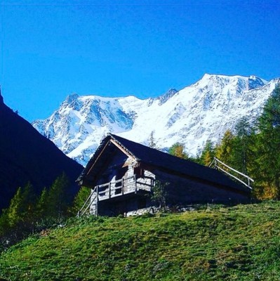 Foto esterno Ristorante in agriturismo Alpe Burki