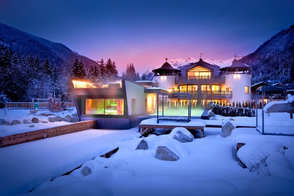 Photo exteriors Fontis luxury spa lodge