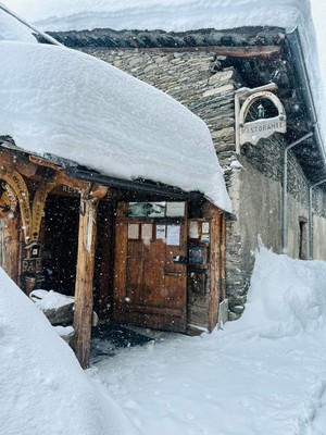 Photo exteriors Restaurant Le Montagnard