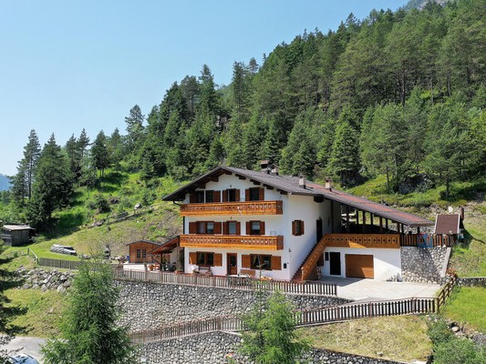 Foto Außenansicht Ferienwohnungen Casa Riva