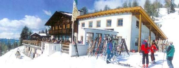 Photo exteriors in winter Graziani Lodge