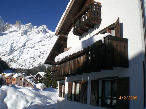 Foto esterno in inverno Villa Erica