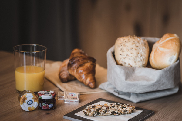 La colazione AhriaPura Apartments
