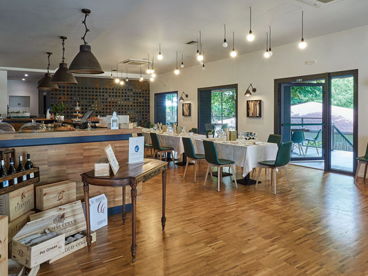 The restaurant Caraglio (Valle Grana) Pagoda Restaurant Cafè