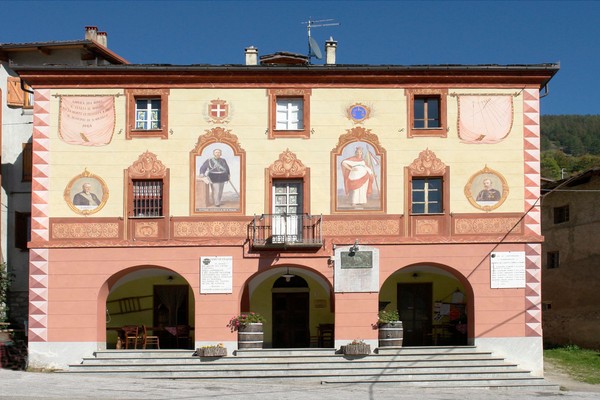 Foto esterno Ristorante La Tano di Grich